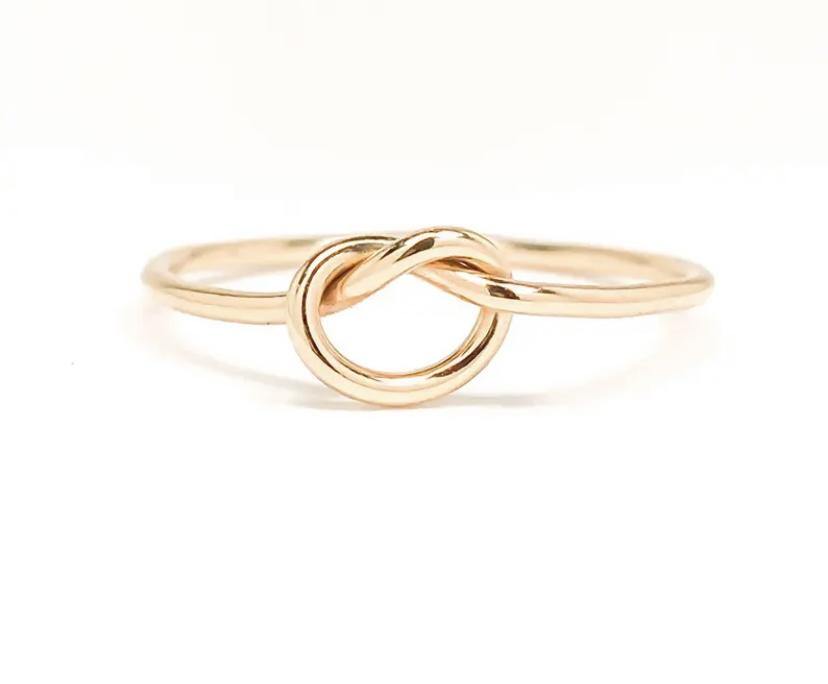 Love Knot Ring - KatzKollective