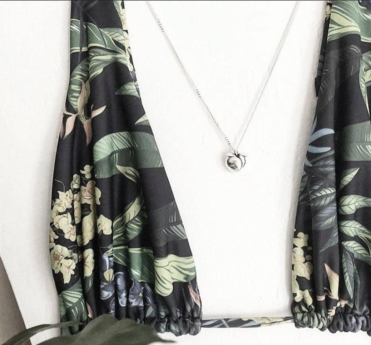 Just Peachy Necklace - KatzKollective