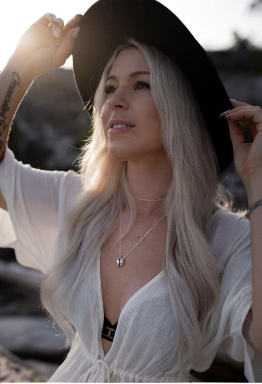 Just Peachy Necklace - KatzKollective